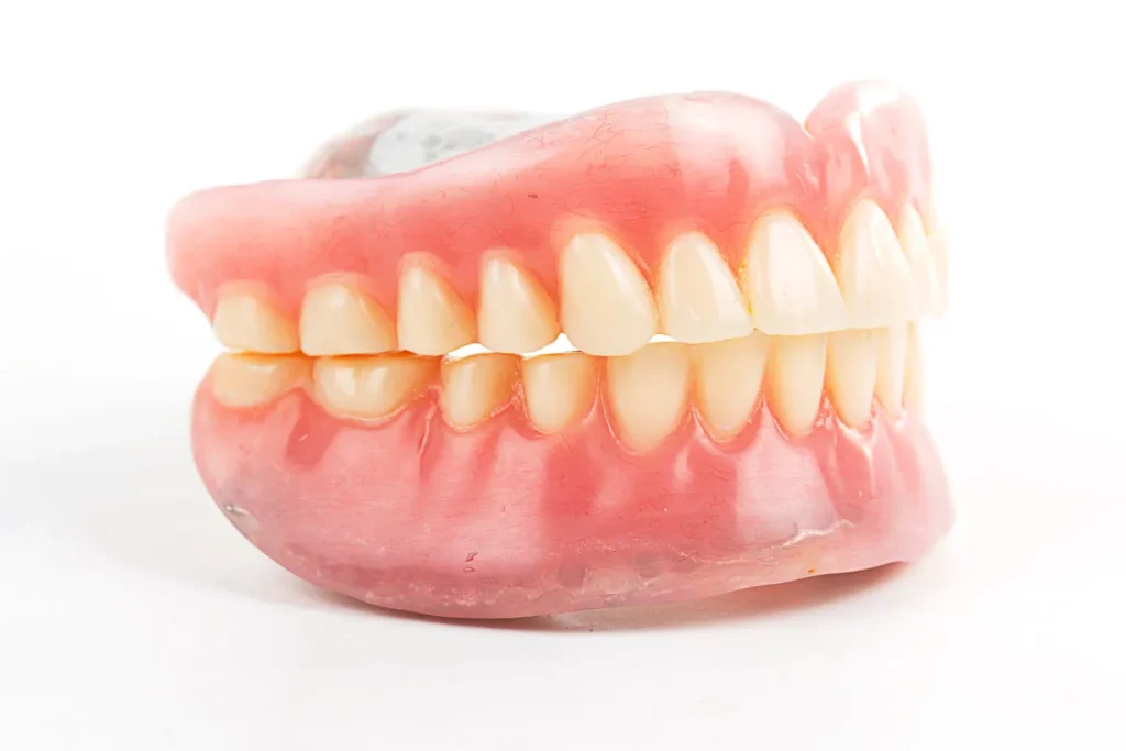What Do Snap On Dentures Look Like? Best